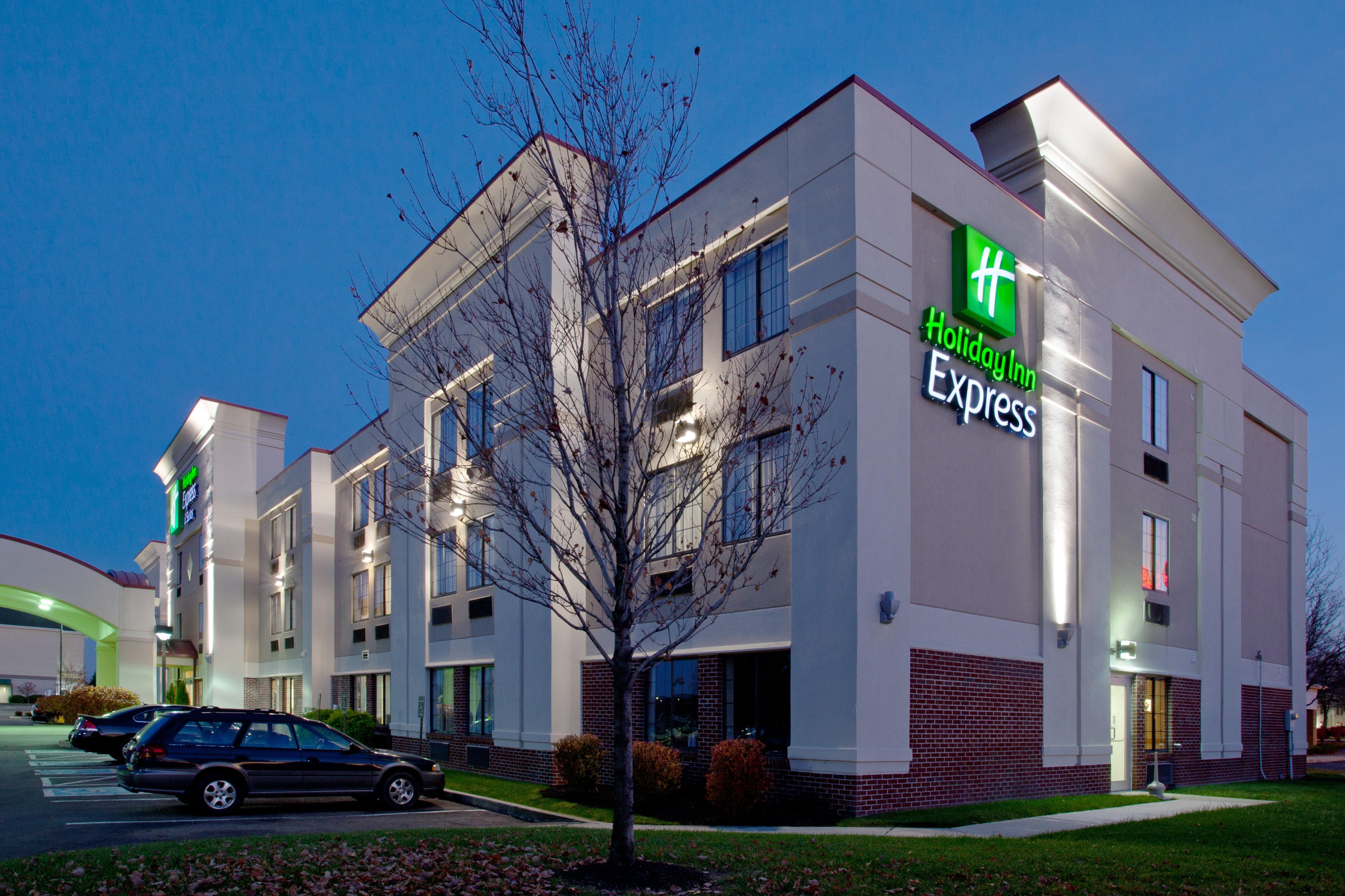 Holiday Inn Express Hotel & Suites Grove City, An Ihg Hotel Exterior foto